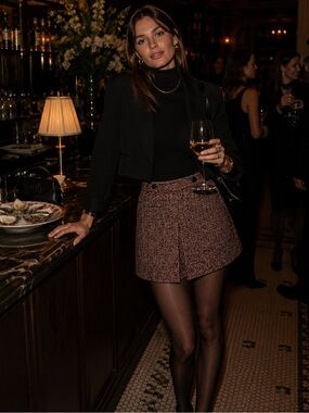 Chic Tweed Skirt - Red and Black